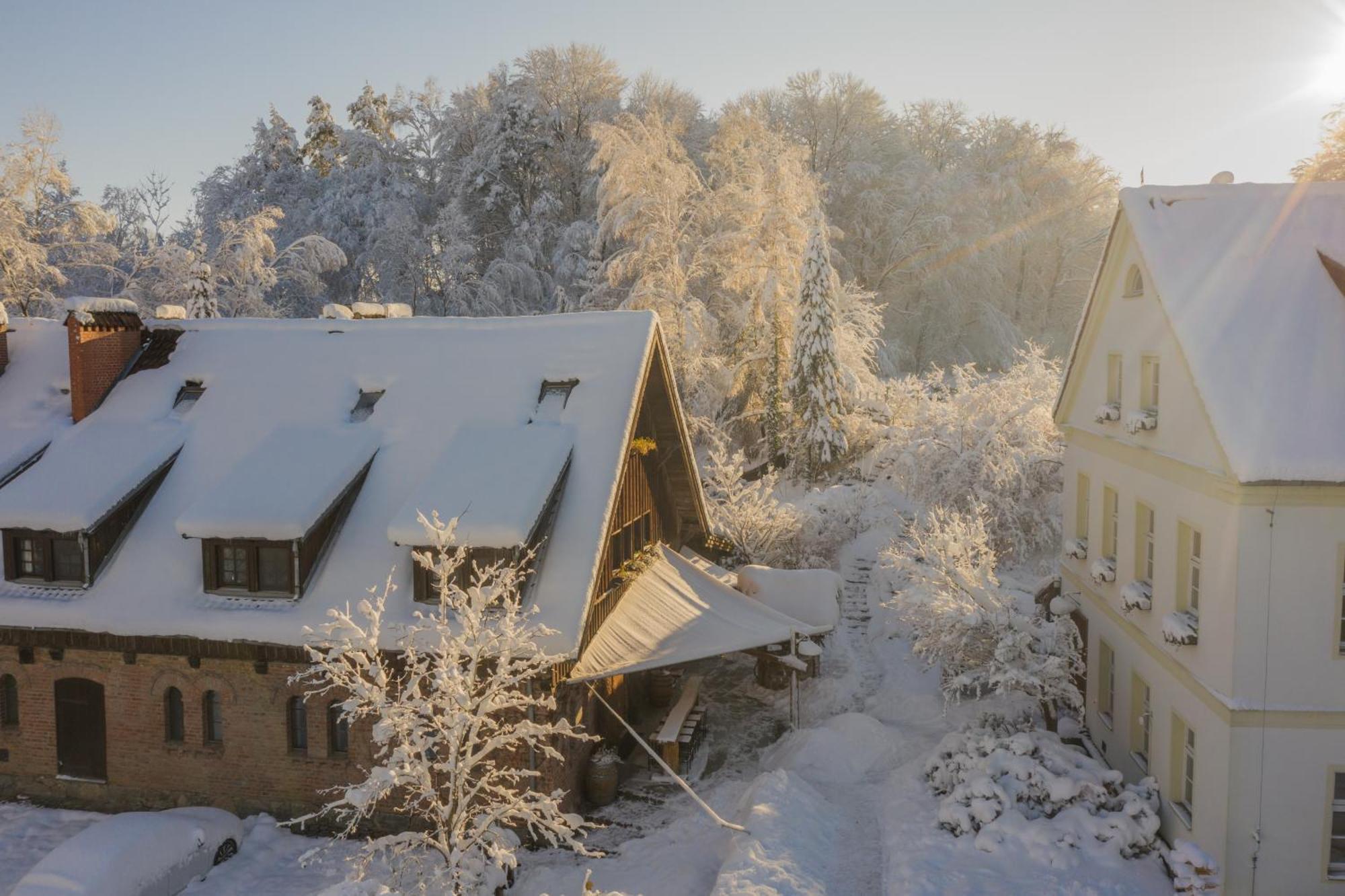 Mlyn Klekotki Spa Resort Buitenkant foto